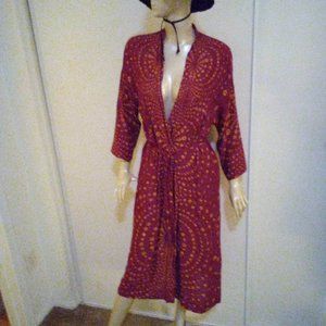 Novella Royale bergundy Jane Robe